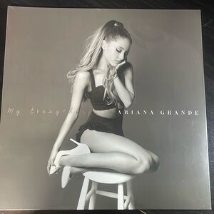Selling Brand new sealed Ariana Grande my everything vinyl record